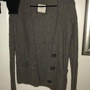 Grey cardigan